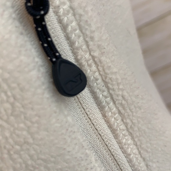 Vineyard Vines White Polar Fleece Vest - Picture 5 of 10